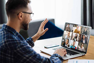 Flexible study options (online, classroom, hybrid)