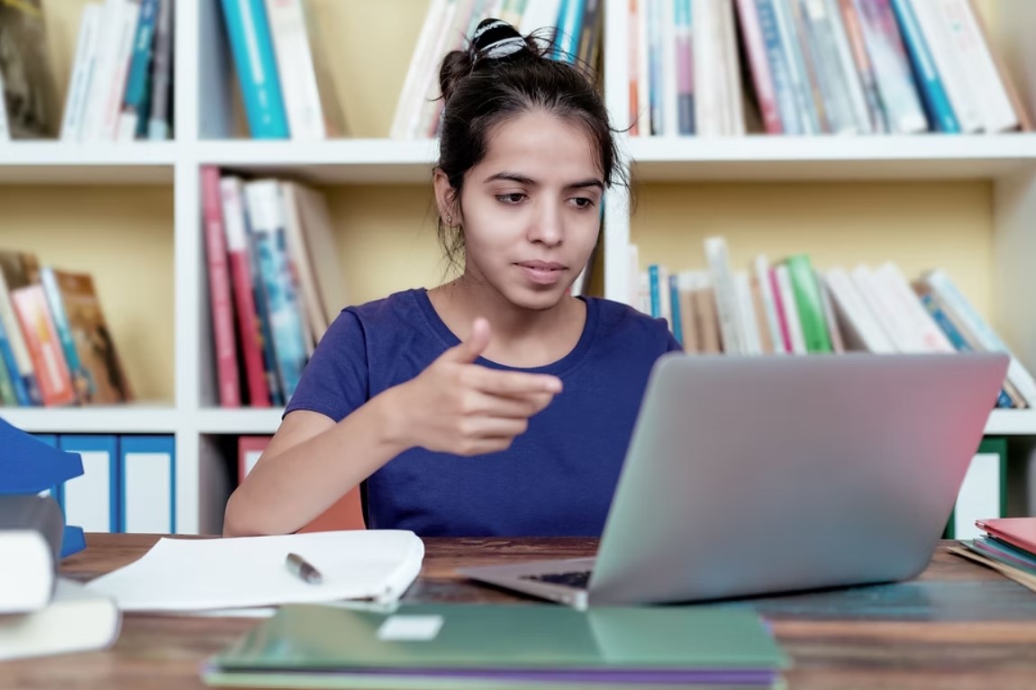 Digital SAT & AP Exams 2025: How Vega Visionary Is Revolutionising Academic Success in Dubai