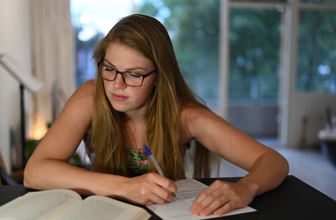 Top CFA Exam Prep Strategies: How to Study Smart and Pass on the First Attempt