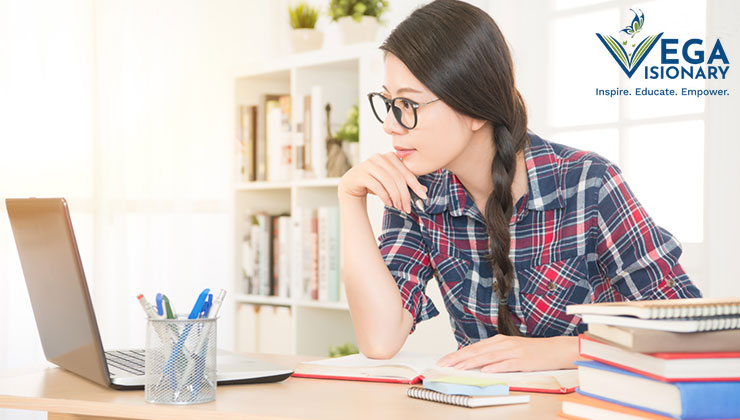 Online Tutors and Their Role in Business Studies Online Tutors and Their Role in Business Studies